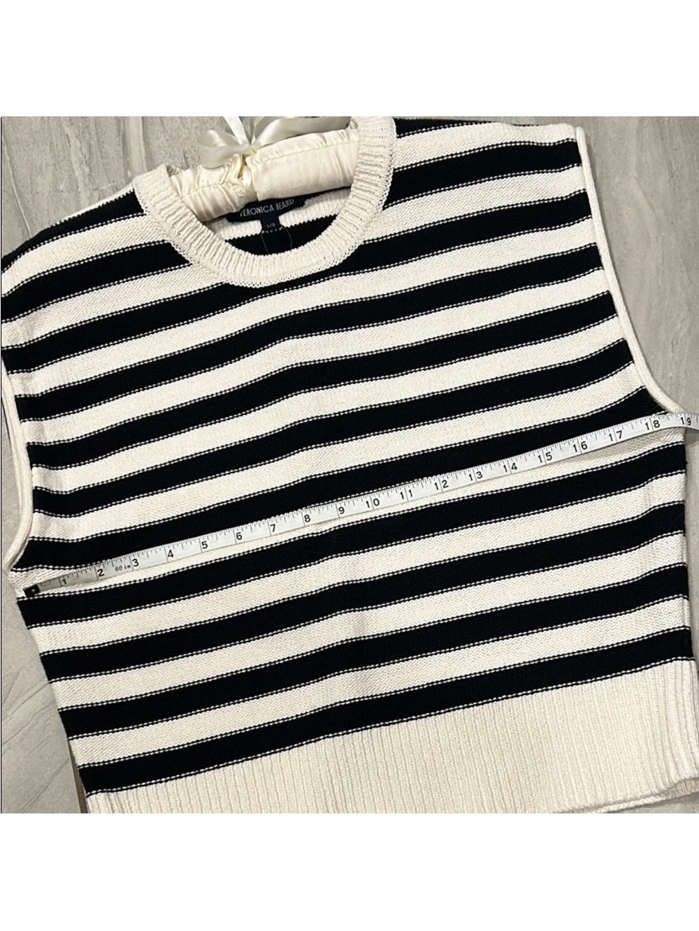 New! Veronica Beard Vera Striped Knit Sleeveless Top Sweater Tank Large - Picture 7 of 8